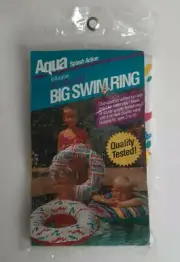 Vintage 1991 Kids Aqua Splash Inflatable Action 24” Big Swim Ring