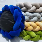 Non-slip Round Plush Pet Dog Cat Bed Nest Sleep Cats Bed Puppy Basket Kennel Mat