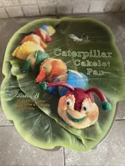 Williams Sonoma Nordic Ware Caterpillar Cakelet Pan -New