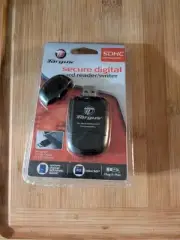 Targus Secure Digital Card Reader/Writer SDHC Compatible TGR-SD20 With USB Cable