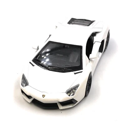 Model Car Lamborghini Aventador Sports Car White Car 1:3 4-39 (Licensed)