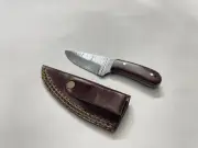 Custom Handmade Damascus blade knife/Fixed blade knife with leather sheath