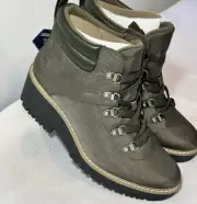 New Sonoma Women’s Ankle Hiker Boots Olive Foam Insole 9.5 Water-repellent
