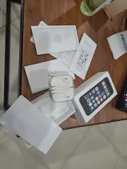 GENUINE NEW Apple Wired Earphones Headphones From IPhone 5s Box Stickers