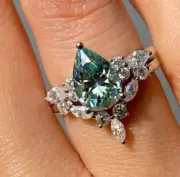 925 Sterling Silver Wedding Ring Set Pear Cut Green Moissanite Ring Set Chevron