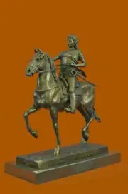 Europe Bronze Marble Art Deco Male Warrior Knight Hunting On Horse Statue Artwor