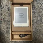 Amazon Kindle 8th Generation 4GB WHITE eReader eBook Tablet WiFi 2016 Model Whit