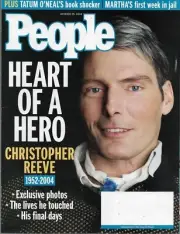 CHRISTOPHER REEVE - PEOPLE Magazine Oct 25, 2004 - BRAND NEW - No Label