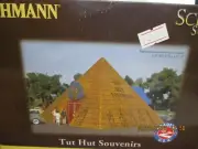 Bachmann HO Scale Tut Hut Souvenirs Resin Building #35208~MINT IN BOX !