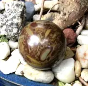 BAMBOO LEAF JASPER SPHERE STABILISING AND ENERGISING 48 MM 162 G