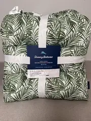 2 Tommy Bahama Seat Cushions Indoor Outdoor 19X19x3 Green Palm trees leaves NWT