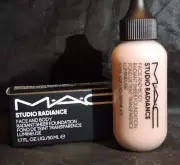 MAC STUDIO RADIANCE FACE & BODY FOUNDATION W4 FULL SIZE 1.7 OZ BRAND NEW