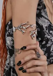 [Widow] Enchanted Nature Arm Cuff