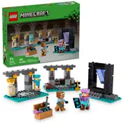 LEGO 21252 - Minecraft The Armory