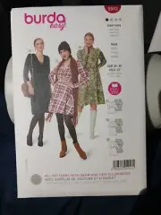 Burda Easy 5943 Robe Size 8-22