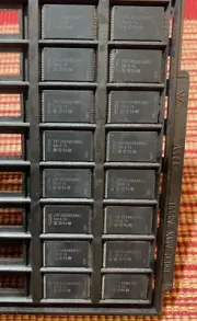 8x Flash Memory Micron 29F32G08CAMC1 Open NAND 32GB TRAY of 8 pieces