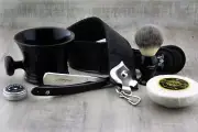6 Pieces Men's Shaving Set With Synthetic Hair Brush & Straight Cut Throat Razor