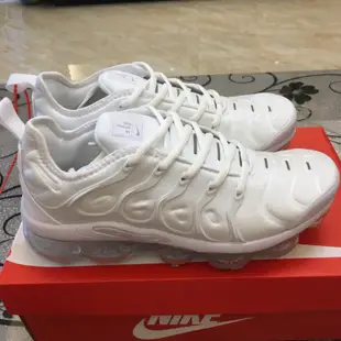 椰子NIKE AIR VAPORMAX PLUS 全白 全黑 大氣墊 魚骨 慢跑鞋 男 公司貨 924453-100