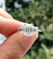2,40 Ct Octagon Natural Moissanite Engagement Bridal Ring 14K solid white gold