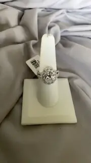 Bella Luce White Diamond Ring
