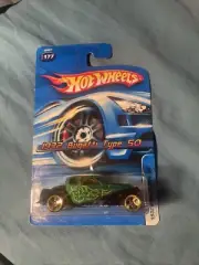 Hot Wheels 1932 Bugatti Type 50 2006 #177 Green (b)