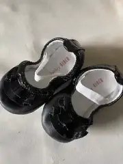 Bloch Baby Infant Girl Black with Black Ruffle Size 6-9 months Crib Shoes