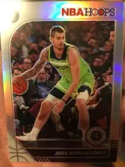 19/20 Hoops Premium Juan Hernangomez Holo