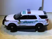 Sheriff Lee county police car Custom graphics new 1:43 scale ford by motor max