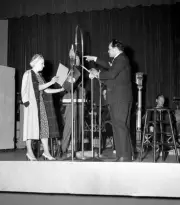 Big Town show with Ona Munson, Edward G. Robinson 1930s CBS RADIO PHOTO 4