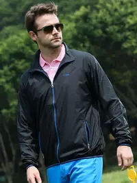 在飛比找Yahoo!奇摩拍賣優惠-秋季高爾夫風衣男士薄款休閑運動夾克韓版潮防風品牌上衣-興龍家