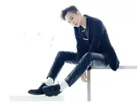 在飛比找樂天市場購物網優惠-GD Big Bang G-Dragon 皮鞋 亮片鞋 金色