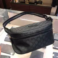 在飛比找Yahoo!奇摩拍賣優惠-現貨 【/正品】Gucci/古馳 男士腰包男款胸包 尼龍布斜