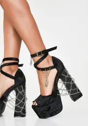 [Trickz N' Treatz] Death Trap Platform Heels