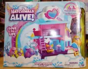 Hatchimals Alive Hatchi-Nursery Playset Toy with 4 Mini Figures in Self-Hatch...