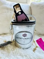 NWT Betsey Johnson Kitsch Betsey's Bubbly 3D Crossbody Bag LIMITED EDITION