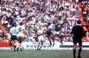 World Cup West Germany 1 v Uruguay 0, goalkeeper Wolter Horst 1970 OLD PHOTO