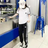 在飛比找Yahoo!奇摩拍賣優惠-Adidas 阿迪短袖T恤 三葉草刺繡logo 夏季休閒運動