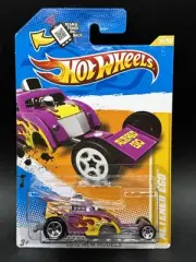 2011 Hot Wheels NEW MODELS ALTERED EGO pink w flames #39 Combine Shipping