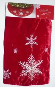 New with Tags Jaclyn Smith 48" Christmas Tidings Red Velvet Snowflake Tree Skirt