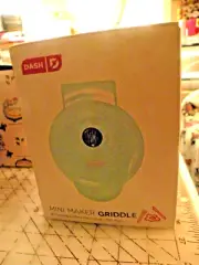 Dash Mini Maker Griddle Electric Round Egg Pancake Maker Nonstick 4" NIB AQUA