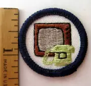 Girl Scout Junior 1986-2001 COMMUNICATION BADGE Worlds To Explore TV Phone Patch