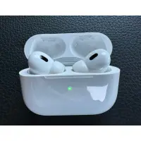 在飛比找蝦皮購物優惠-二手-近全新 AirPods pro2 （Lightning