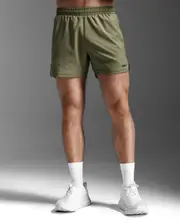 Aero 5 Inch Shorts, 2XU, XS, Hunter/Black Reflective, Male
