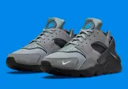 Nike Air Huarache Wolf Grey/Laser Blue Shoes Men’s Size US 8 Sneakers Rare New✅