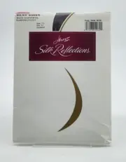 Hanes Silk Reflections Non-Control Sandalfoot Pantyhose 715 Quicksilver Size EF