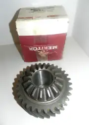 MERITOR ROCKWELL 3892 M 4927 HELICAL DRIVE GEAR - SQ100 MODEL - NEW