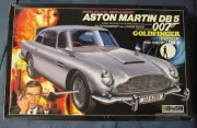 DOYUSHA James Bond 007 GOLDFINGER 1964 Aston Martin DB5 Japan Model Kit Plastic