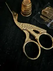 Vintage Gold Plated Stalk Crane Bird Embroidery Scissors & Thimble Set "SKC"