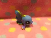 Littlest Pet Shop Lps Pet Green, Blue & Purple FISH Brown Eyes New! Hasbro