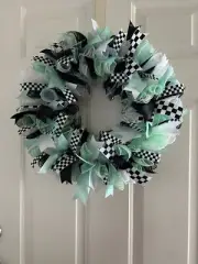 16 X 16 Winner Winner Mint Checker Flag Wreath